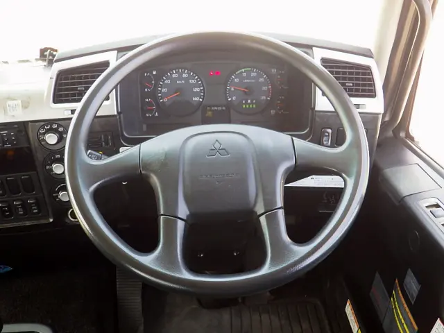 三菱 ファイター 2KG-FK61F(2WD)の写真12