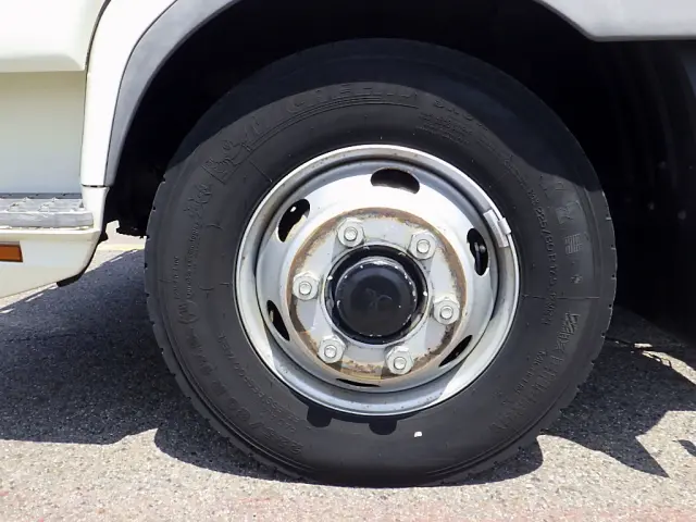 三菱 ファイター 2KG-FK61F(2WD)の写真25