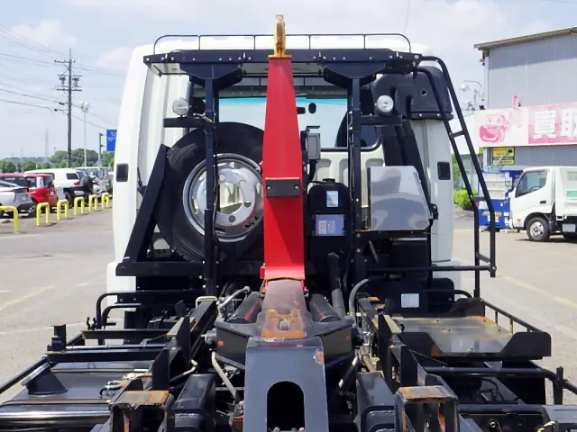 三菱 ファイター 2KG-FK61F(2WD)の写真32