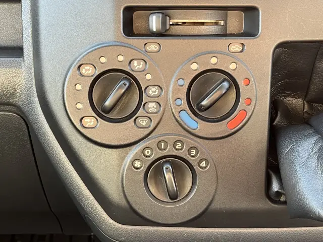 トヨタ タウンエーストラック 5BF-S413U(4WD)の写真21