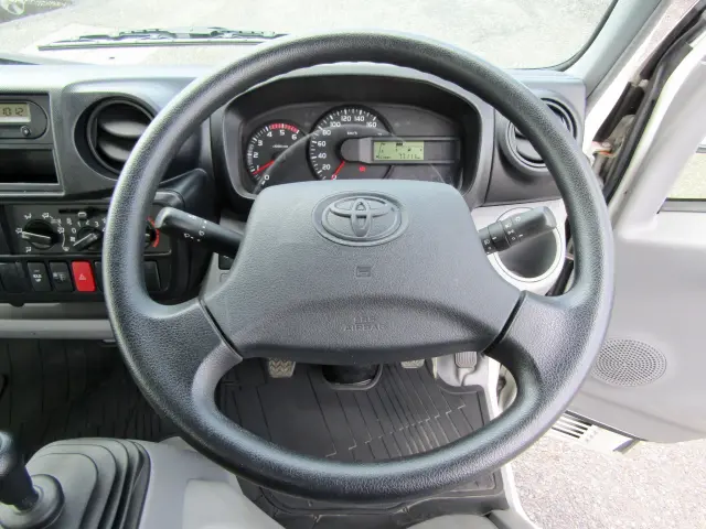 トヨタ ダイナ LDF-KDY281(4WD)の写真16