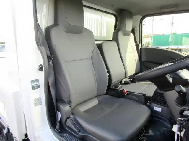 マツダ タイタン 2RG-LKR88AT(2WD)の写真17