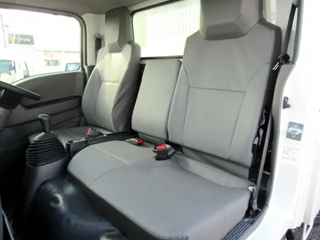 マツダ タイタン 2RG-LKR88AT(2WD)の写真18