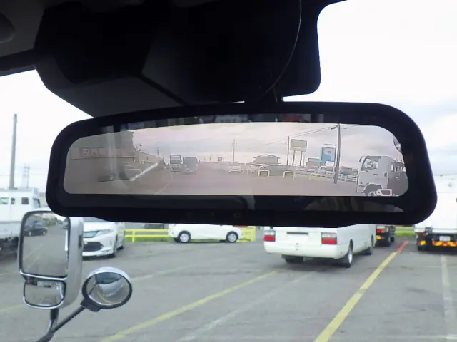 トヨタ ダイナ 2KG-XZU695(4WD)の写真15