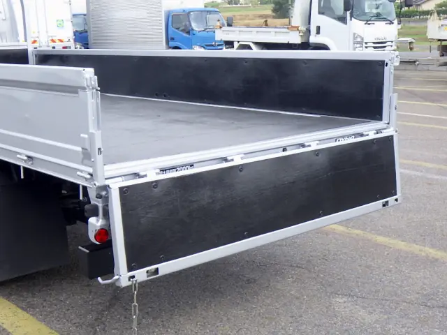 トヨタ ダイナ 2KG-XZU695(4WD)の写真32