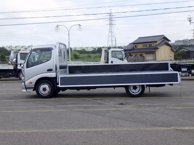 トヨタ ダイナ 2KG-XZU695(4WD)の写真33