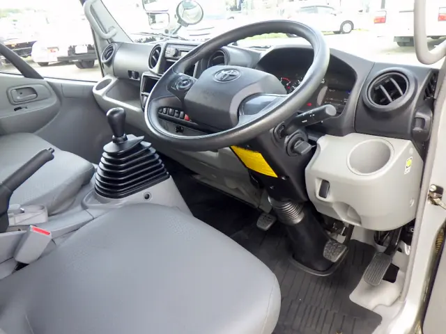 トヨタ ダイナ 2KG-XZU695(4WD)の写真47