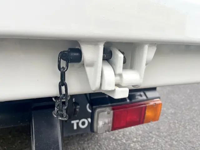 トヨタ ダイナ 2RG-XZU600D(2WD)の写真6