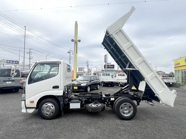 トヨタ ダイナ 2RG-XZU600D(2WD)の写真7