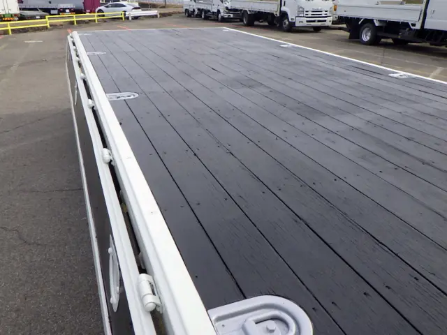 日野 レンジャー 2KG-FC2ABA(2WD)の写真9