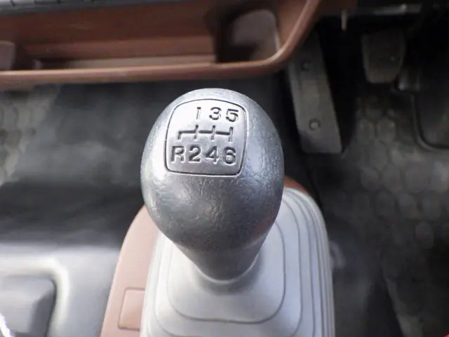 日野 レンジャー 2KG-FC2ABA(2WD)の写真15