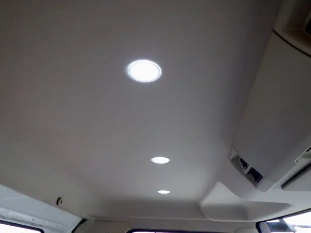 日野 レンジャー 2KG-FC2ABA(2WD)の写真48