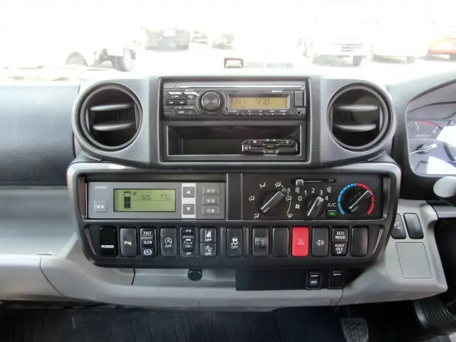 トヨタ ダイナ 2RG-XZU605(2WD)の写真23