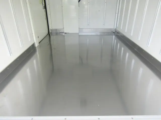 ステンレス板貼りなので水洗いもOK♪サビや腐食の心配もありません☆|マツダ ボンゴトラック 5BF-S403F(2WD)の写真9