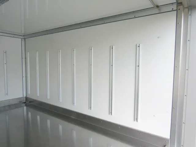 荷箱内面右側|マツダ ボンゴトラック 5BF-S403F(2WD)の写真11