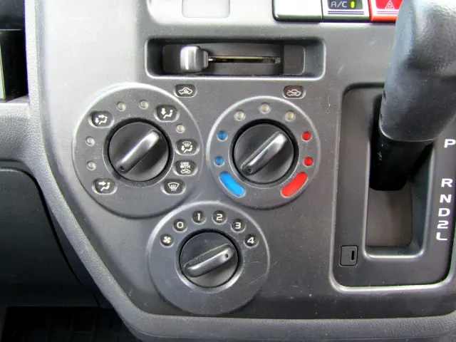 マツダ ボンゴトラック 5BF-S403F(2WD)の写真26