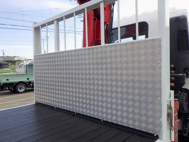 いすゞ フォワード 2PG-FRR90S1(2WD)の写真10