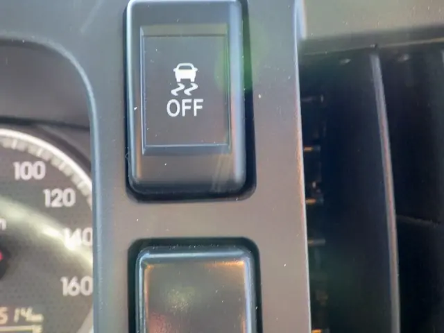 いすゞ フォワード 2PG-FRR90S1(2WD)の写真35