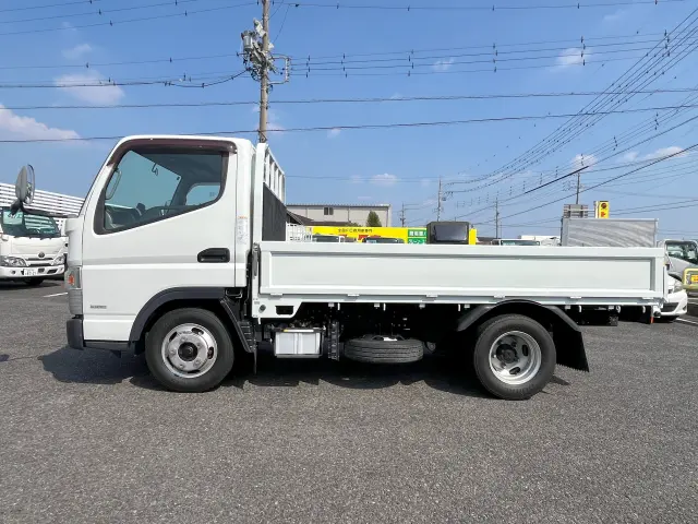三菱 キャンター TPG-FBA20(2WD)の写真3
