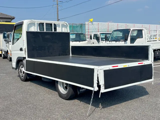 三菱 キャンター TPG-FBA20(2WD)の写真7