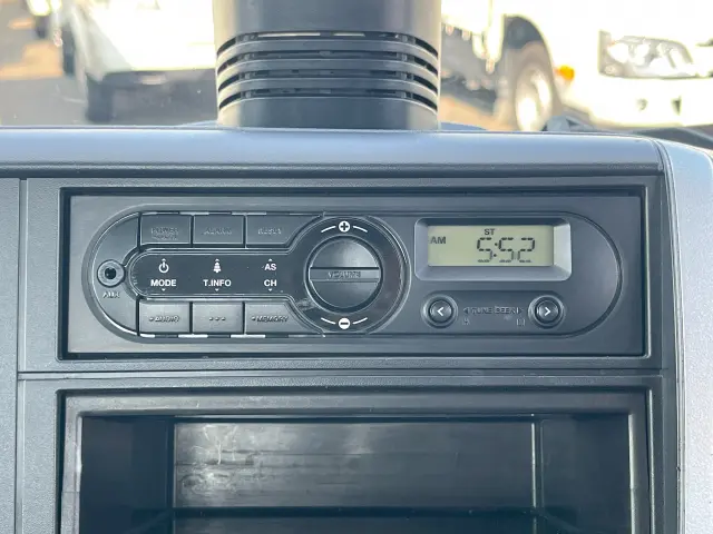 三菱 キャンター TPG-FBA20(2WD)の写真18