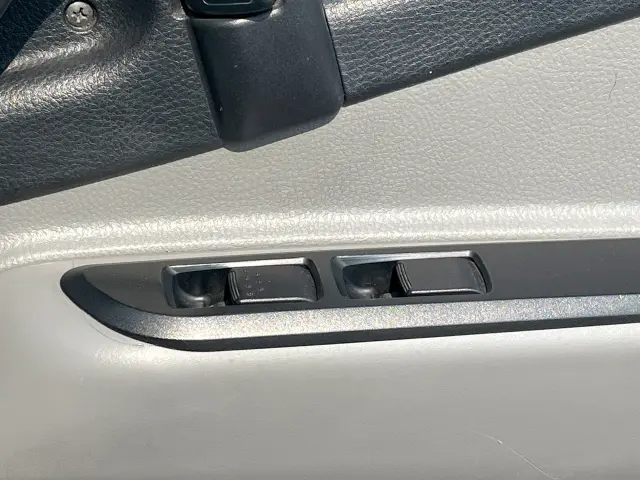三菱 キャンター TPG-FBA20(2WD)の写真22