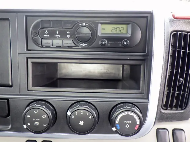 三菱 キャンター 2PG-FED90(2WD)の写真16
