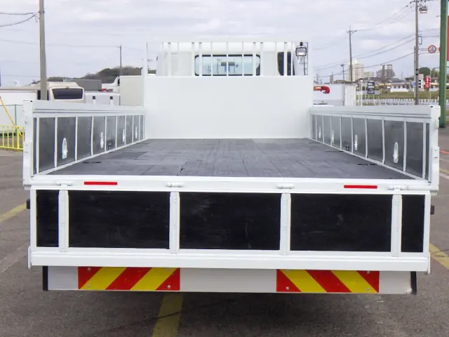 三菱 キャンター 2PG-FED90(2WD)の写真33