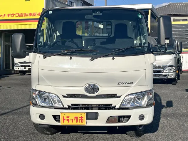 トヨタ ダイナ 2RG-XZC605(2WD)の写真2