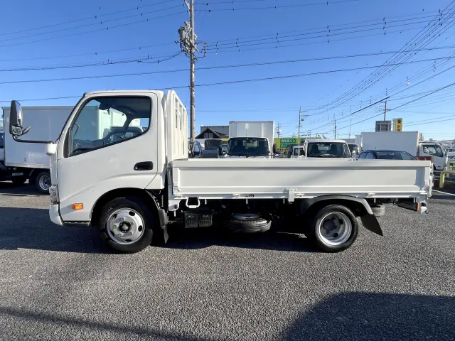 トヨタ ダイナ 2RG-XZC605(2WD)の写真3