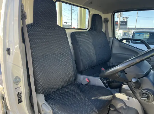 トヨタ ダイナ 2RG-XZC605(2WD)の写真14