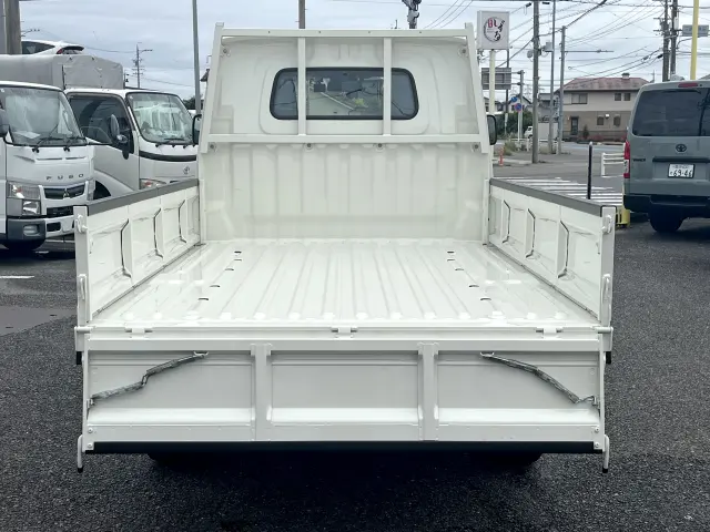 トヨタ タウンエーストラック 5BF-S403U(2WD)の写真6