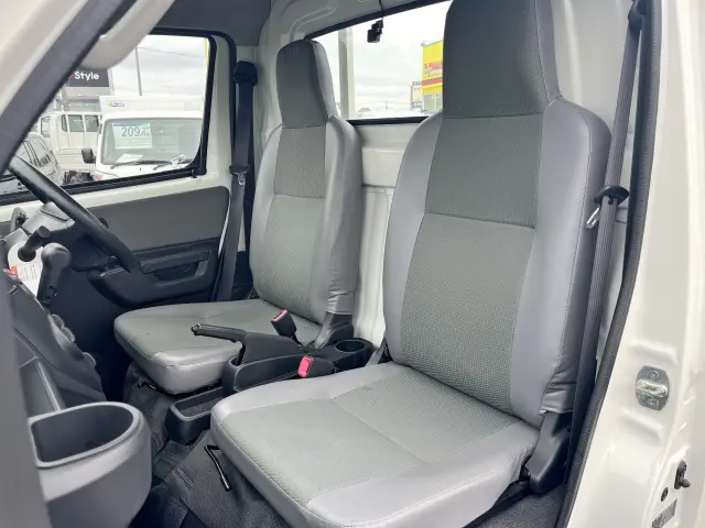 トヨタ タウンエーストラック 5BF-S403U(2WD)の写真15