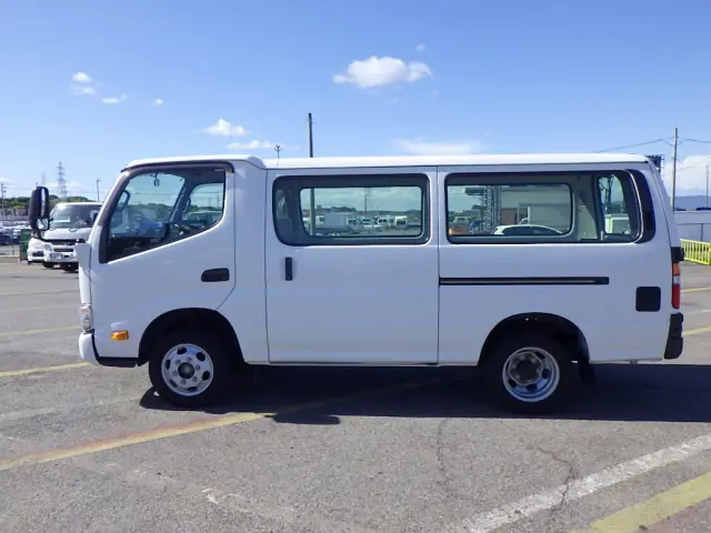 トヨタ ダイナ LDF-KDY241V(2WD)の写真4