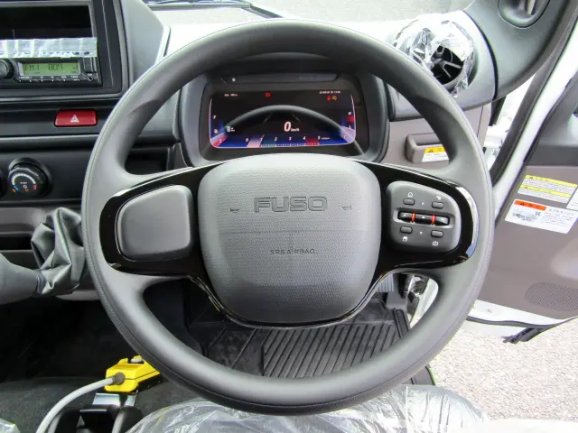 三菱 キャンター 2RG-FBAV0(2WD)の写真18