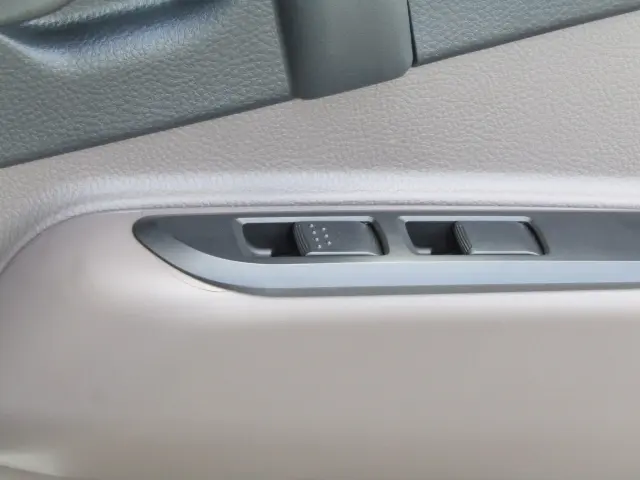 三菱 キャンター 2RG-FBAV0(2WD)の写真28