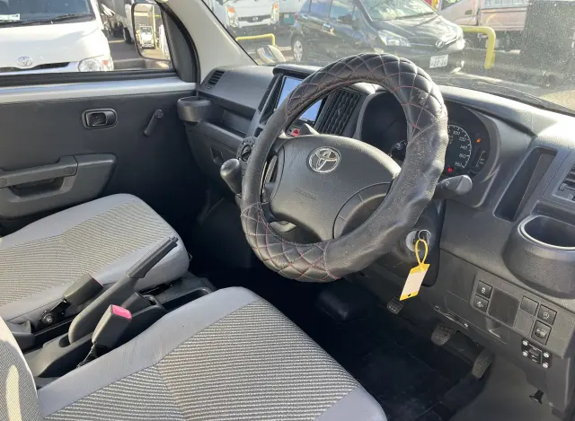 トヨタ タウンエーストラック 5BF-S403U改(2WD)の写真17