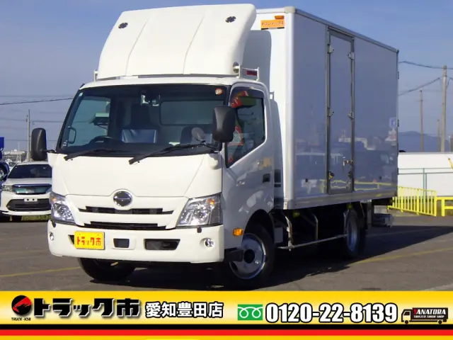 日野 デュトロ 2RG-XZU710M(2WD)の写真1