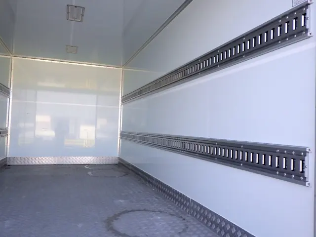 日野 デュトロ 2RG-XZU710M(2WD)の写真9