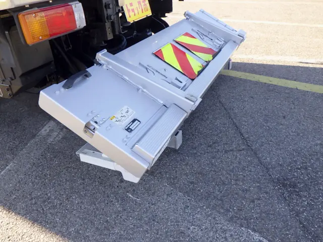 日野 デュトロ 2RG-XZU710M(2WD)の写真22