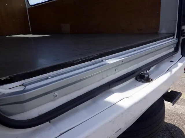 トヨタ ダイナ TKG-XZC605V(2WD)の写真9