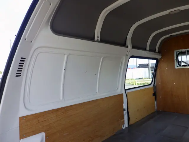 トヨタ ダイナ TKG-XZC605V(2WD)の写真13