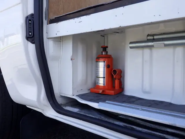 トヨタ ダイナ TKG-XZC605V(2WD)の写真45