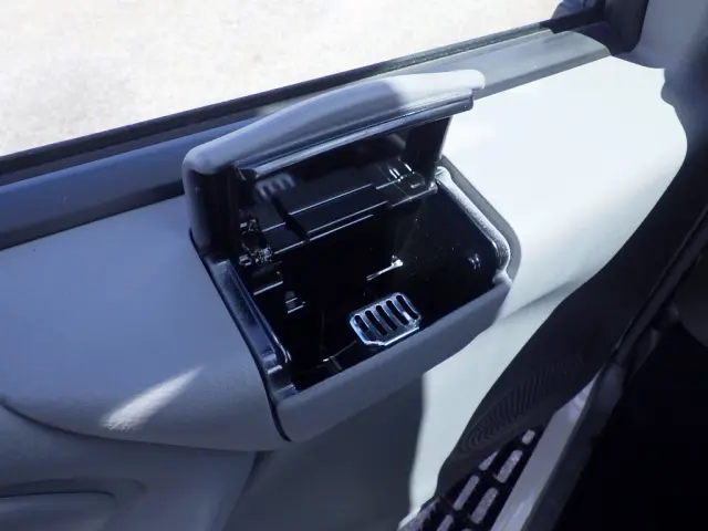 トヨタ ダイナ TKG-XZC605V(2WD)の写真49