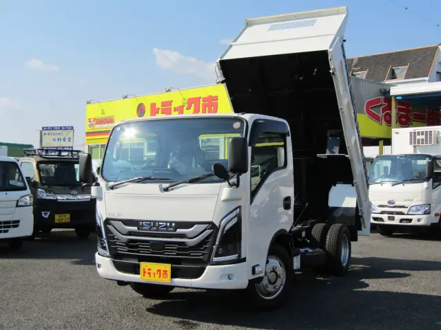 いすゞ エルフ 2RG-NKR88AT(2WD)の写真1
