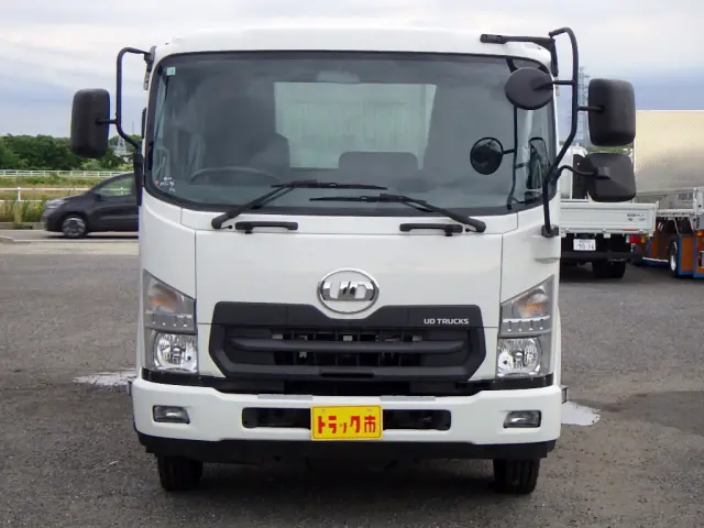 UD コンドル 2PG-BRR90S2(2WD)の写真3