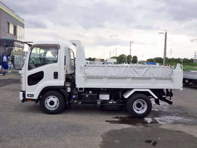 UD コンドル 2PG-BRR90S2(2WD)の写真4