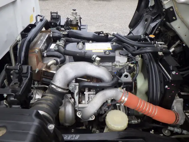 UD コンドル 2PG-BRR90S2(2WD)の写真28