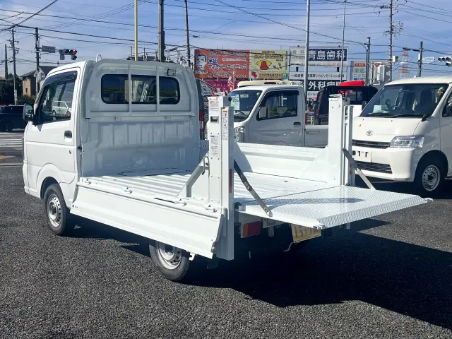 スズキ キャリイ EBD-DA16T(4WD)の写真7
