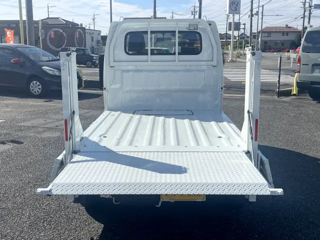 スズキ キャリイ EBD-DA16T(4WD)の写真8